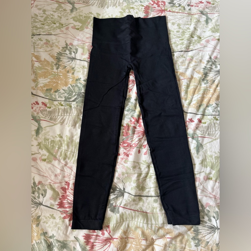 SPANX Classic Black Leggings